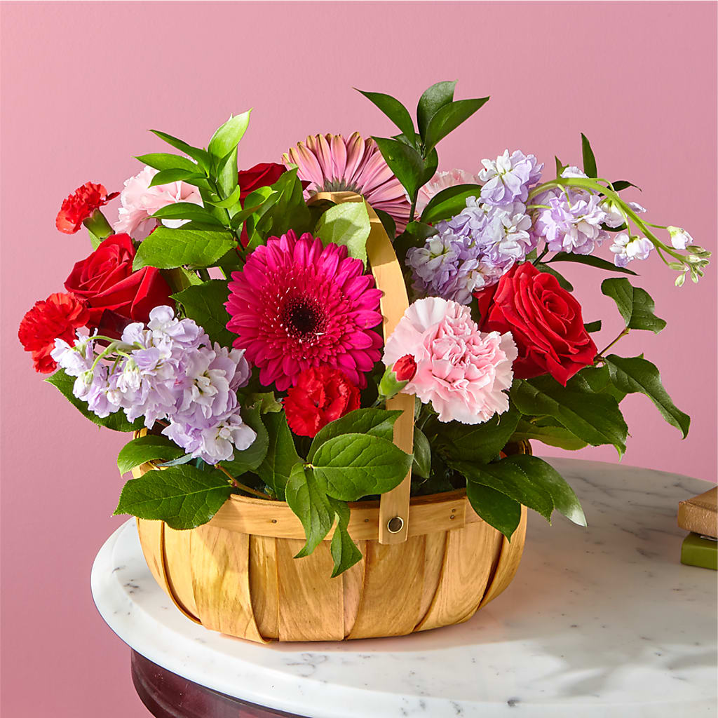 Pink Picnic Basket – Simply Flowers, Moscow TN