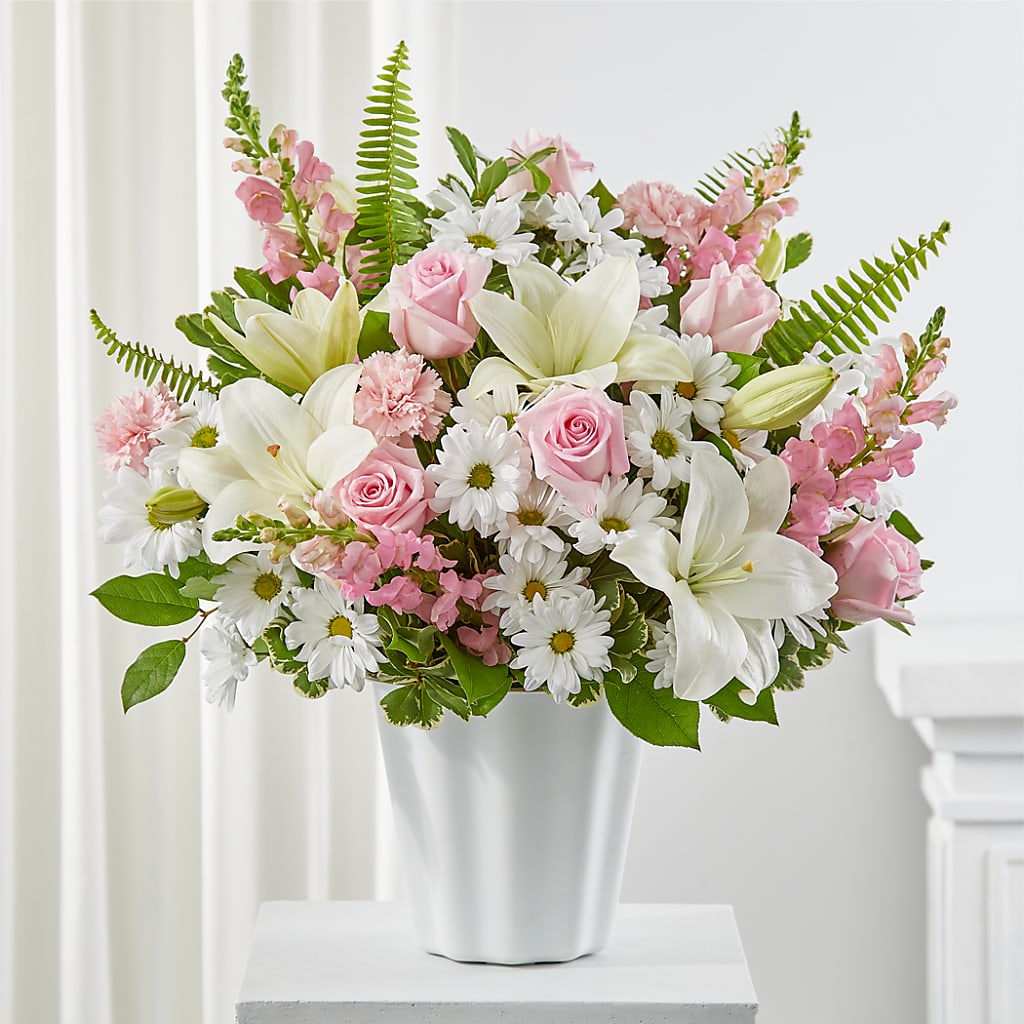 Soft Touch Tabletop Basket – Simply Flowers, Moscow TN