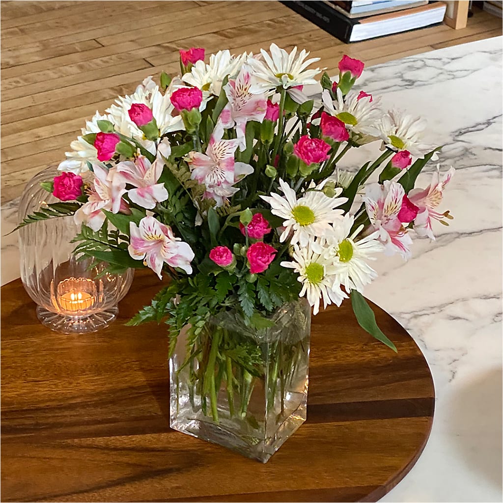 Sweet Surprises® Bouquet – Simply Flowers, Moscow TN