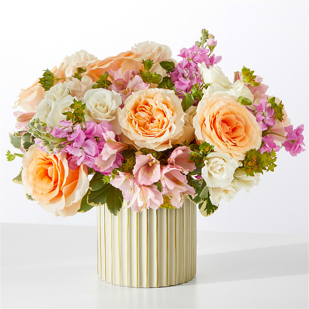 Paradise Bouquet with Ivory Vase – Simply Flowers, Moscow TN