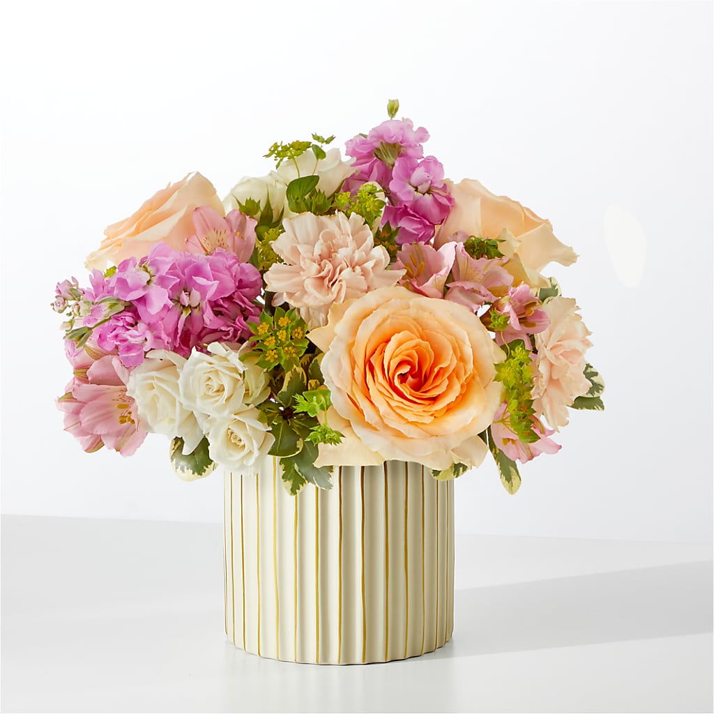 Paradise Bouquet with Ivory Vase – Simply Flowers, Moscow TN
