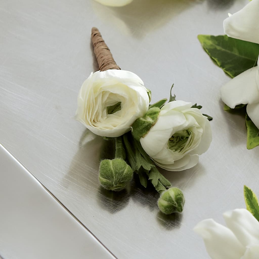 White Ranunculus Boutonniere – Simply Flowers, Moscow TN