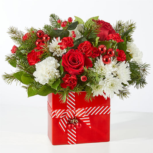 Presents Under the Tree Bouquet –  Simply Flowers, Moscow TN