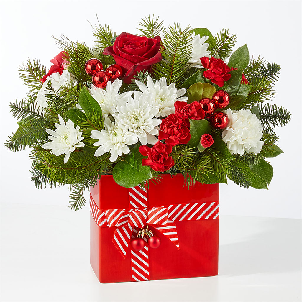 Presents Under the Tree Bouquet –  Simply Flowers, Moscow TN