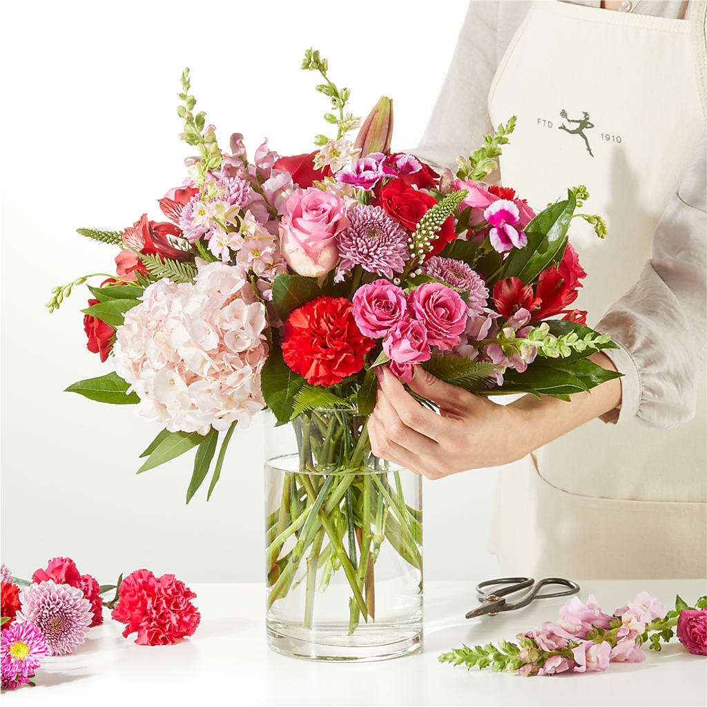 Swooning Over You - A Luxury Florist Original –  Simply Flowers, Moscow TN