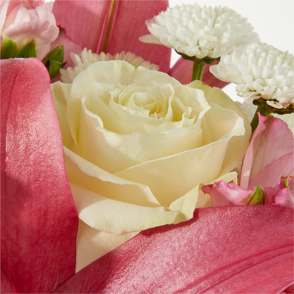 Piece of Cake Bouquet –  Simply Flowers, Moscow TN