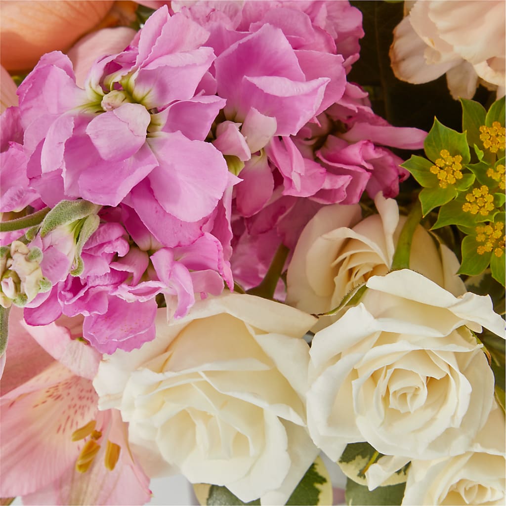 Paradise Bouquet –  Simply Flowers, Moscow TN