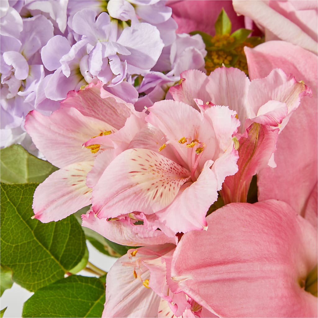 The Crown Jewel Bouquet –  Simply Flowers, Moscow TN